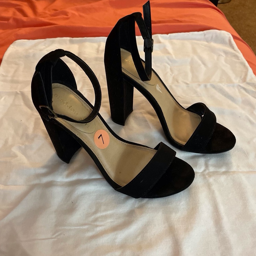 Madden girl Shoes, Color Black Size 7